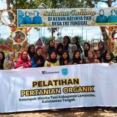 Solidaridad Lamandau Gelar Pelatihan Pembuatan Pupuk Organik bagi Kelompok Wanita Tani Mawar Desa Tri Tunggal